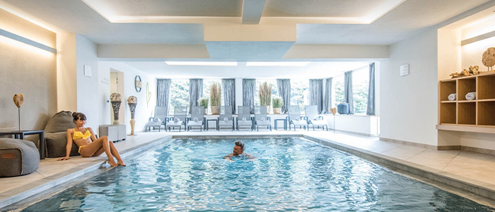 Pool Hotel Vitaurina Südtorol