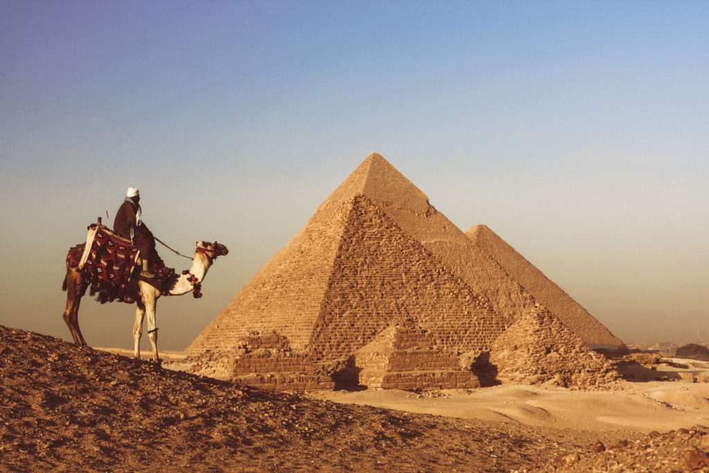 Pyramiden gypten CelebrityCruises PhotoCredit sculpiesShutterstock