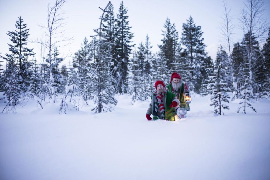 Kimmo Syvaeri Visit F Christmas Elfs