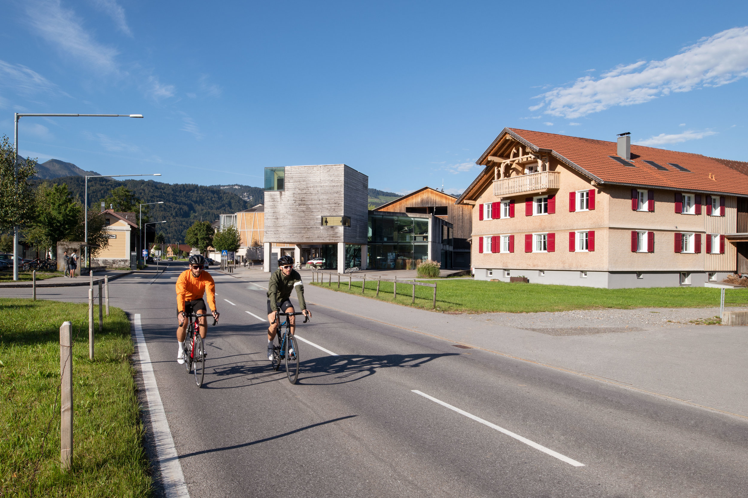 Rennrad fahren in Andelsbuch c Johannes Fink Bregenzerwald Tourismus