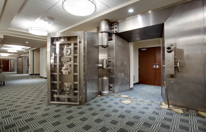 The Drury Hotel Vault Steel door c Drury Plaza Hotel Pittsburgh